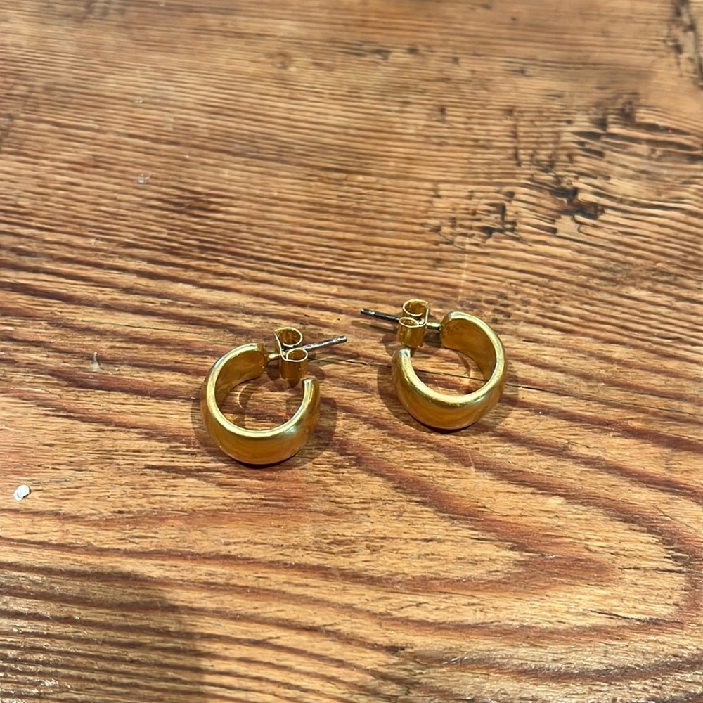 Madewell thick gold hoop earrings
